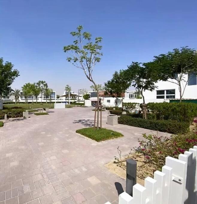 Specious 3 Bedrooms With Maid Room Villa Dubai Dış mekan fotoğraf